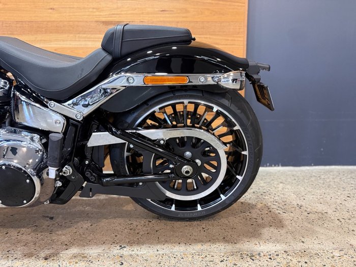 2025 Harley-davidson FXBR BREAKOUT (117) BLACK