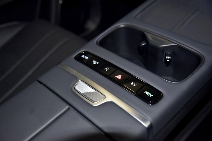 2025 Jaecoo J7 SHS Summit