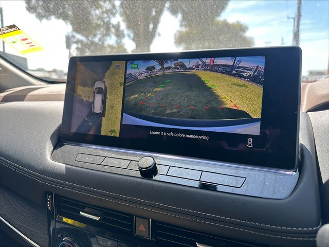 2025 Nissan T33 TI-L