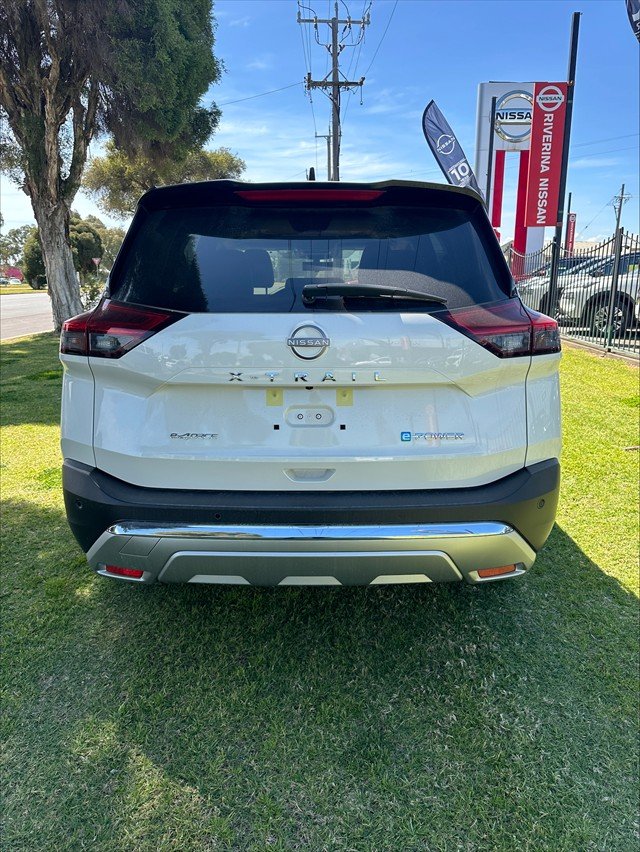 2025 Nissan T33 TI-L