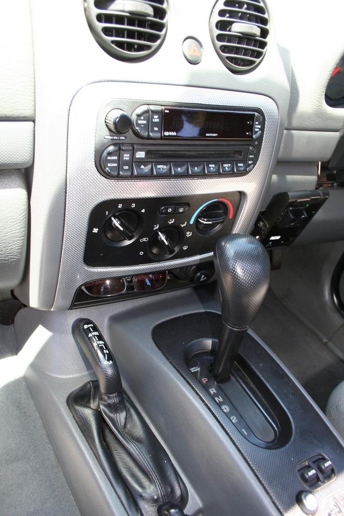 2006 Jeep Cherokee 65th Anniversary KJ MY06 4X4 Black