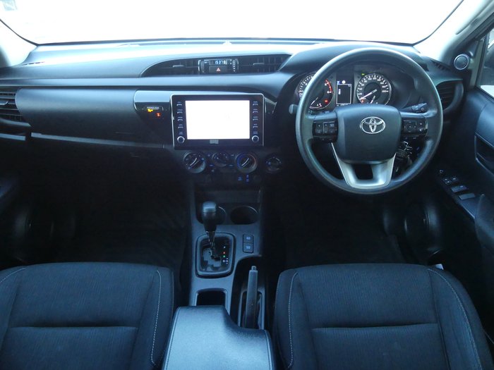 2021 Toyota Hilux SR