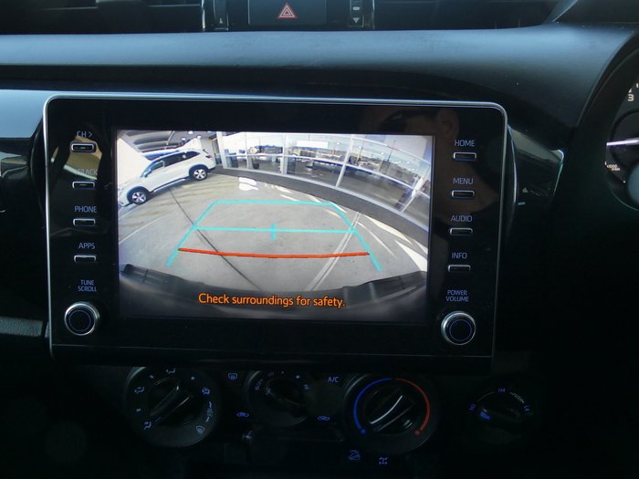 2021 Toyota Hilux SR