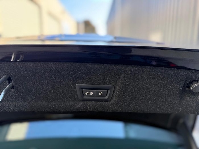 2022 BMW 3 Series 330i M Sport G20 Black Sapphire