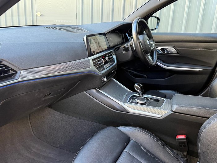 2022 BMW 3 Series 330i M Sport G20 Black Sapphire