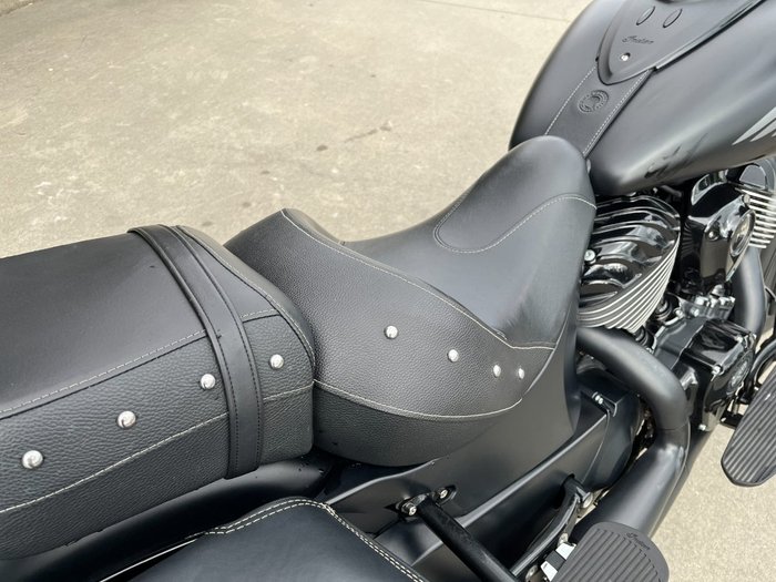 2021 Indian 2021 INDIAN 1900CC CHIEF VINTAGE DARK HORSE BLACK SMOKE CRUI Black
