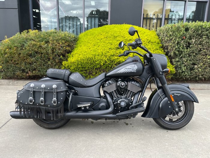 2021 Indian 2021 INDIAN 1900CC CHIEF VINTAGE DARK HORSE BLACK SMOKE CRUI Black