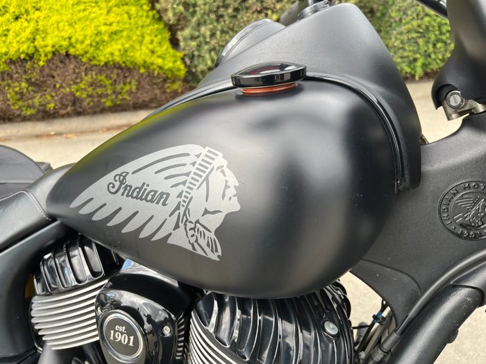 2021 Indian 2021 INDIAN 1900CC CHIEF VINTAGE DARK HORSE BLACK SMOKE CRUI Black