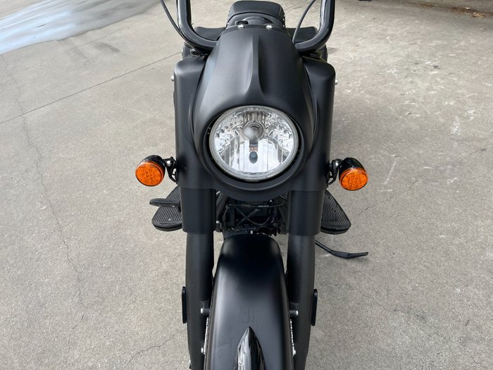2021 Indian 2021 INDIAN 1900CC CHIEF VINTAGE DARK HORSE BLACK SMOKE CRUI Black