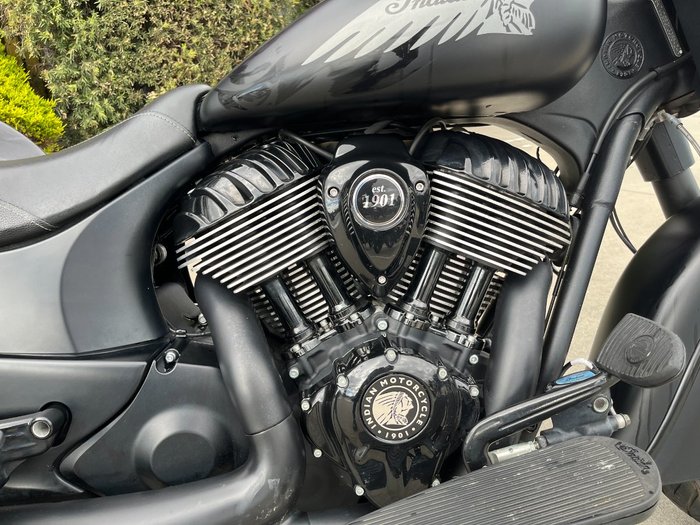 2021 Indian 2021 INDIAN 1900CC CHIEF VINTAGE DARK HORSE BLACK SMOKE CRUI Black
