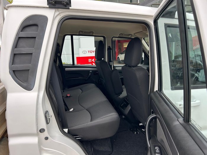 2021 Mahindra PIK-UP S10+ 4X4 Arctic White