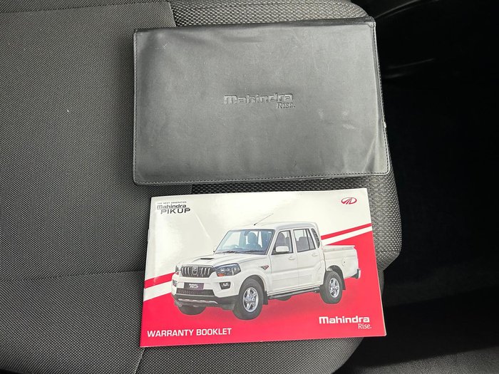 2021 Mahindra PIK-UP S10+ 4X4 Arctic White