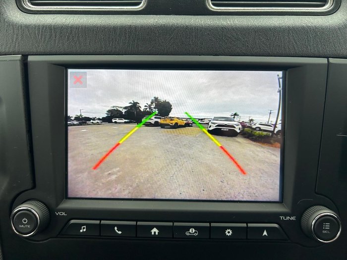 2021 Mahindra PIK-UP S10+ 4X4 Arctic White