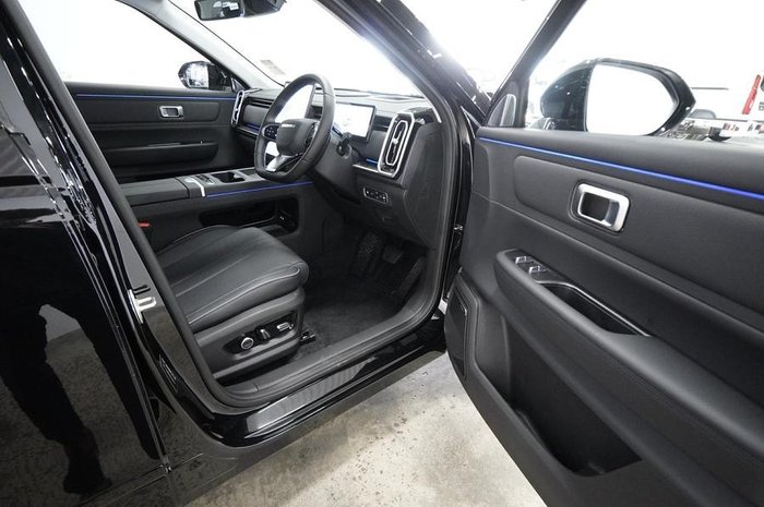 2025 Jaecoo J7 SHS Summit