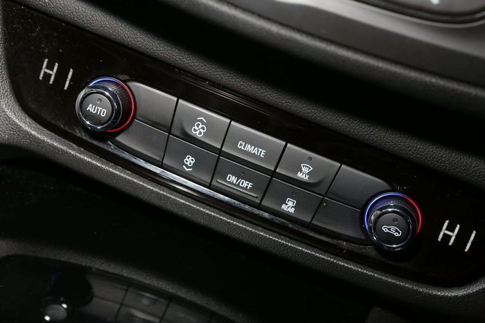 2019 Holden Commodore RS