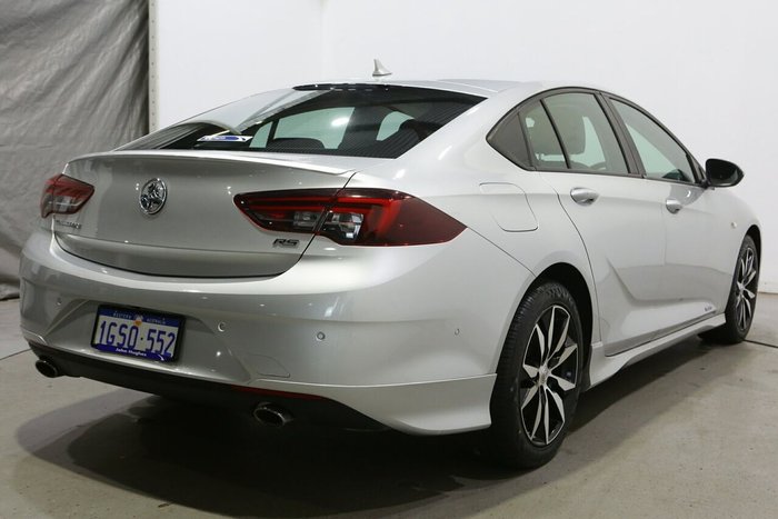 2019 Holden Commodore RS