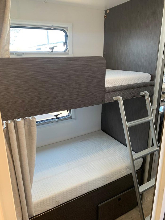 2022 Jayco Journey 22.68-1