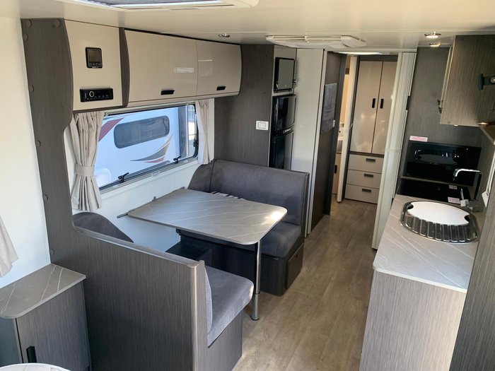 2022 Jayco Journey 22.68-1