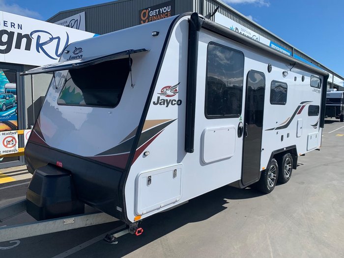 2022 Jayco Journey 22.68-1