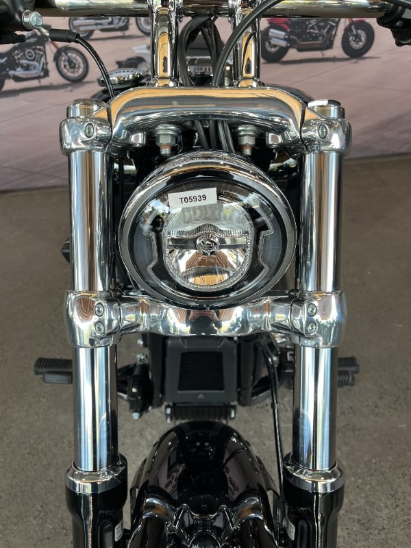 2025 Harley-davidson FXBR BREAKOUT (117) Vivid Black