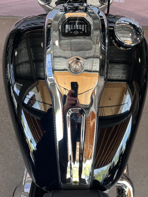 2025 Harley-davidson FXBR BREAKOUT (117) Vivid Black