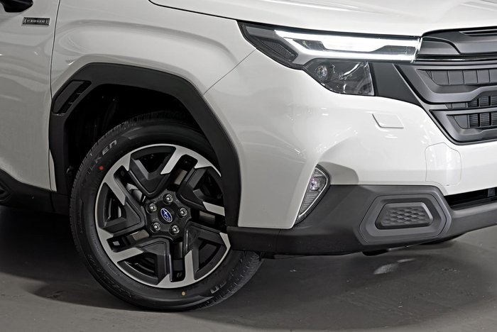 2025 Subaru Forester Hybrid S6 MY26 AWD Crystal White