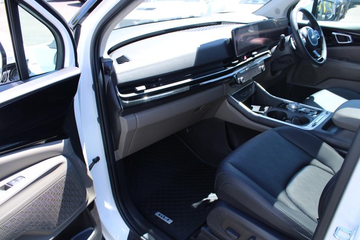 2024 Kia Carnival GT-Line