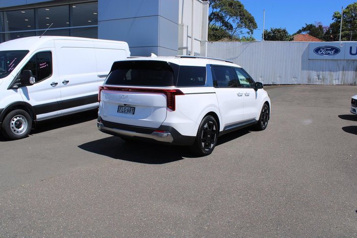 2024 Kia Carnival GT-Line