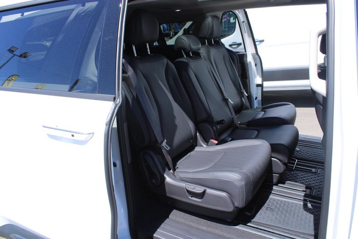 2024 Kia Carnival GT-Line