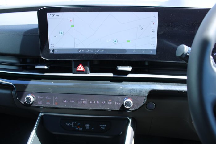 2024 Kia Carnival GT-Line