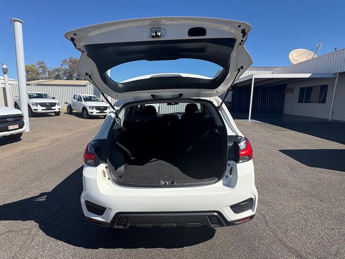 2022 Mitsubishi ASX ES XD MY22 White