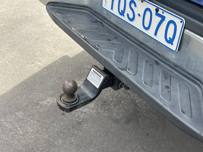 2013 Nissan Navara ST
