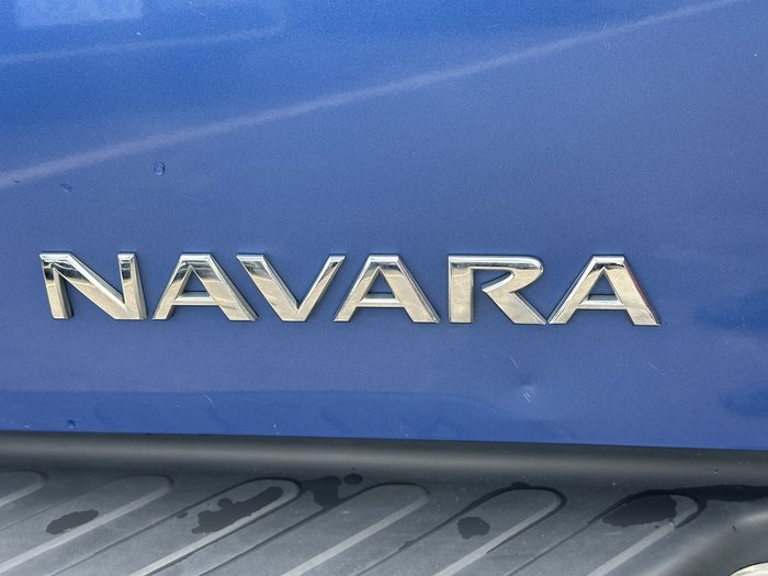 2013 Nissan Navara ST