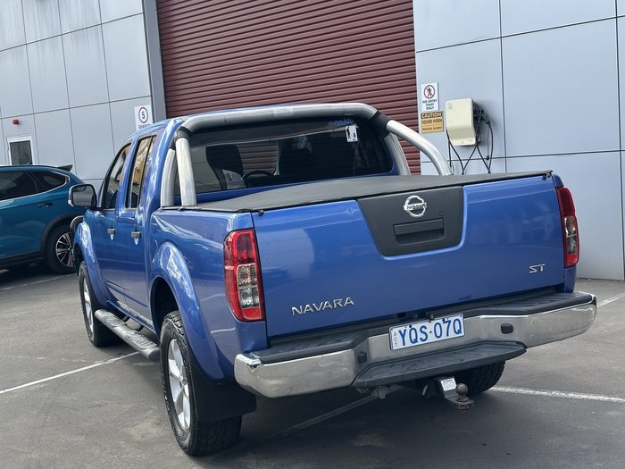 2013 Nissan Navara ST