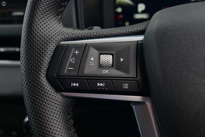 2025 Mitsubishi Outlander LS
