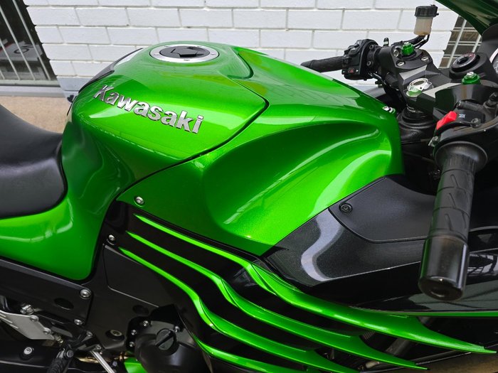 2015 Kawasaki NINJA ZX-14 (ZX14-R) Green