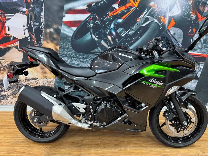 2025 Kawasaki NINJA 500 GREY