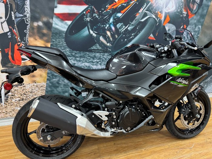 2025 Kawasaki NINJA 500 GREY