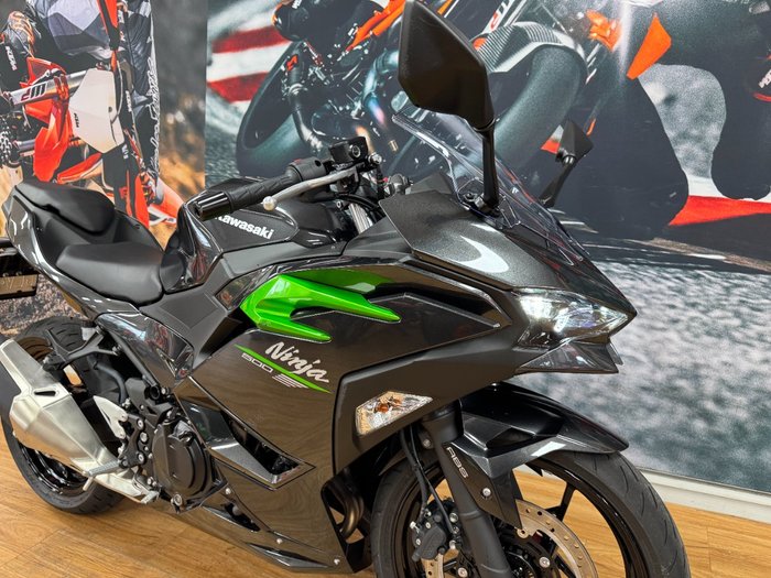 2025 Kawasaki NINJA 500 GREY
