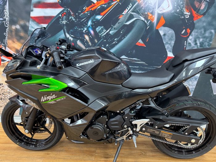 2025 Kawasaki NINJA 500 GREY