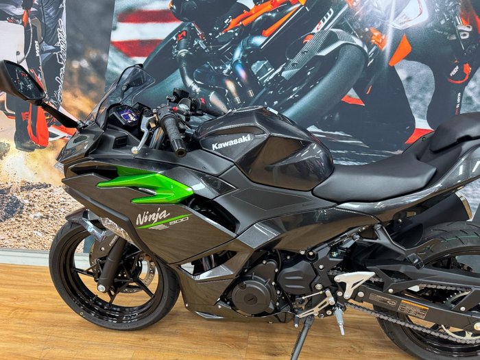 2025 Kawasaki NINJA 500 GREY
