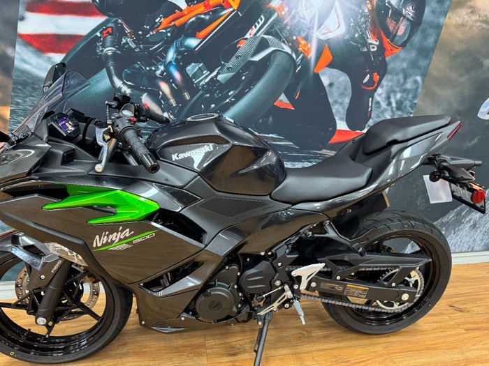 2025 Kawasaki NINJA 500 GREY