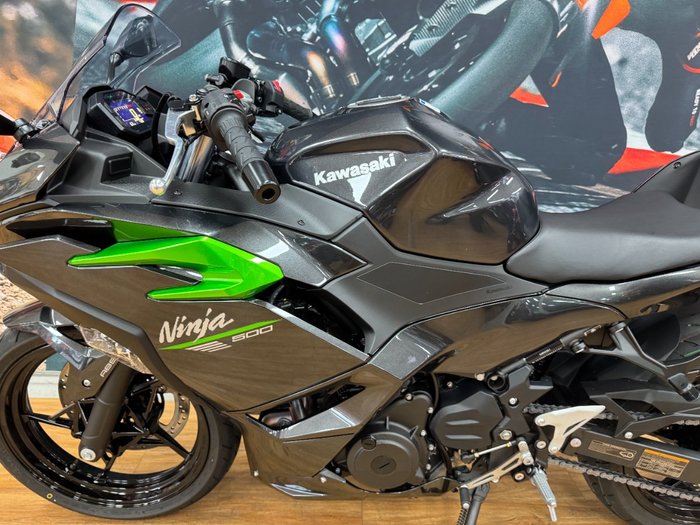 2025 Kawasaki NINJA 500 GREY