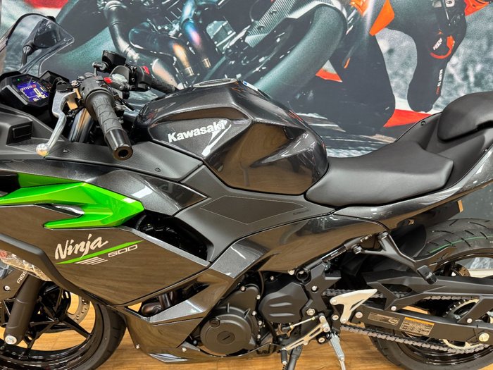 2025 Kawasaki NINJA 500 GREY
