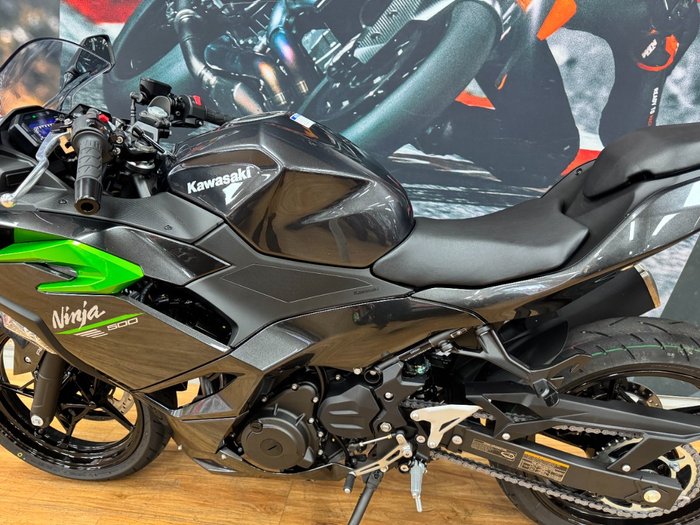2025 Kawasaki NINJA 500 GREY