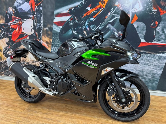 2025 Kawasaki NINJA 500 GREY
