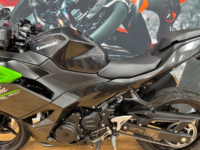 2025 Kawasaki NINJA 500 GREY