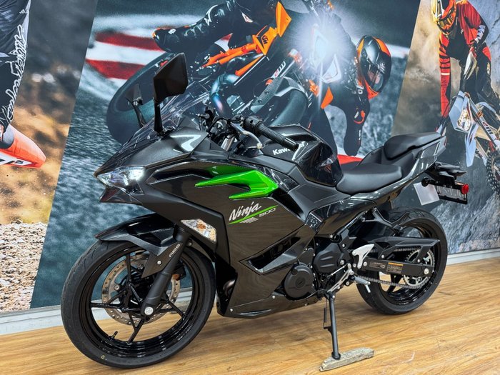 2025 Kawasaki NINJA 500 GREY