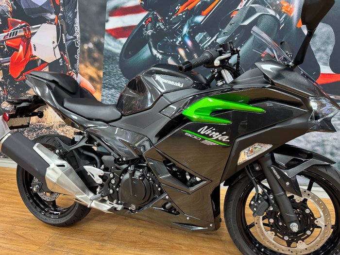 2025 Kawasaki NINJA 500 GREY