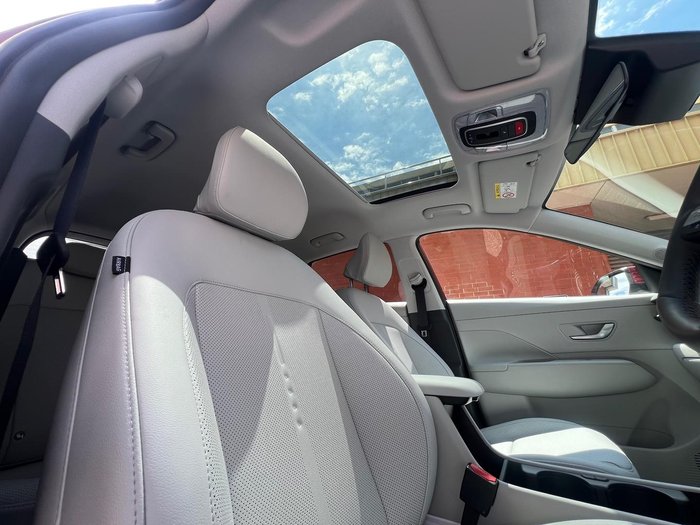 2025 Hyundai Kona Premium